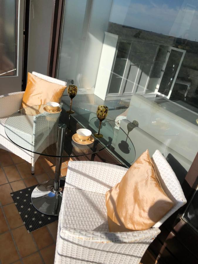 Tiffanys Ferienapartments In Der Privatresidenz Des Plaza Premium Hotel Timmendorfer Strand Extérieur photo