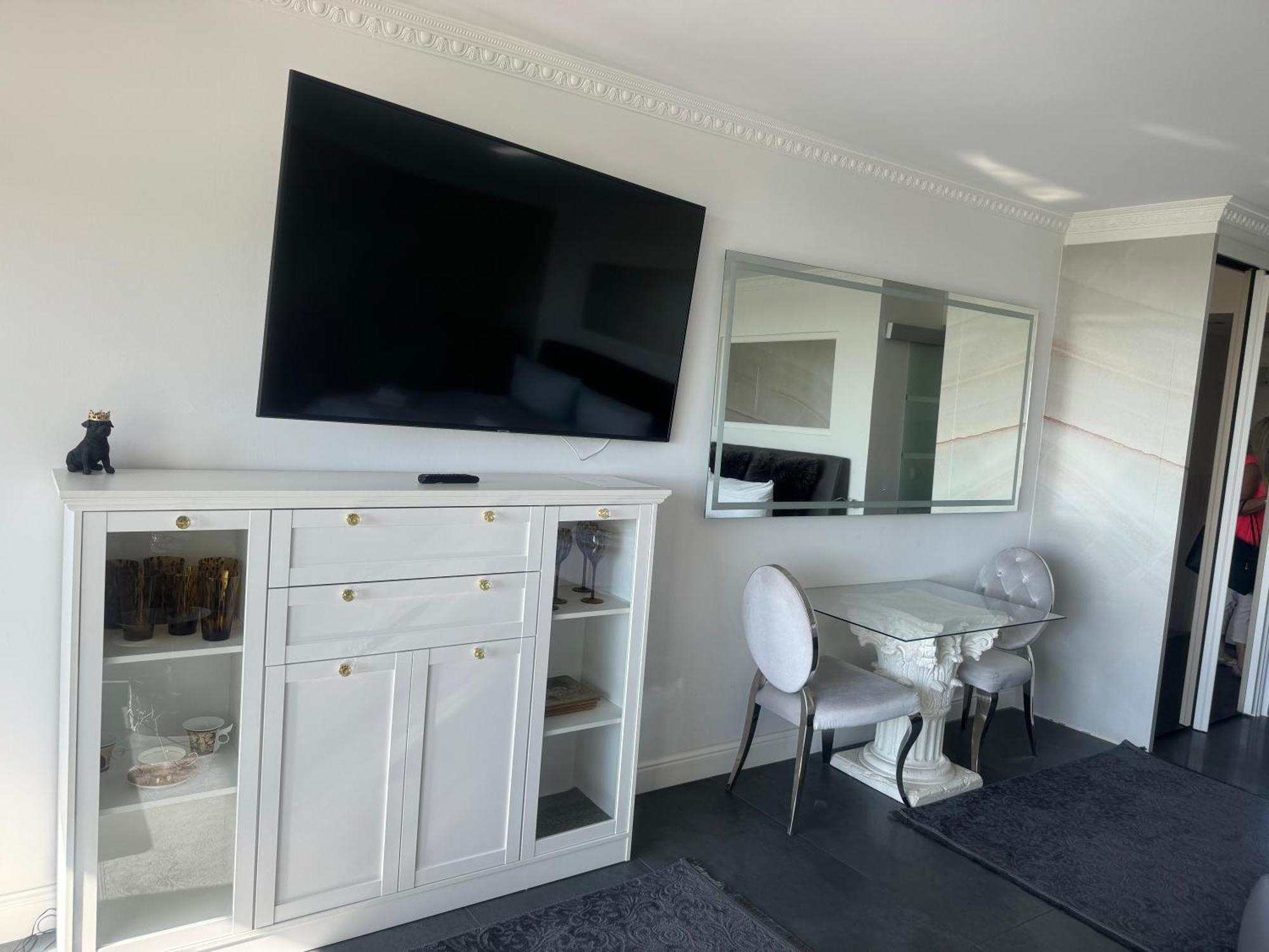 Tiffanys Ferienapartments In Der Privatresidenz Des Plaza Premium Hotel Timmendorfer Strand Extérieur photo