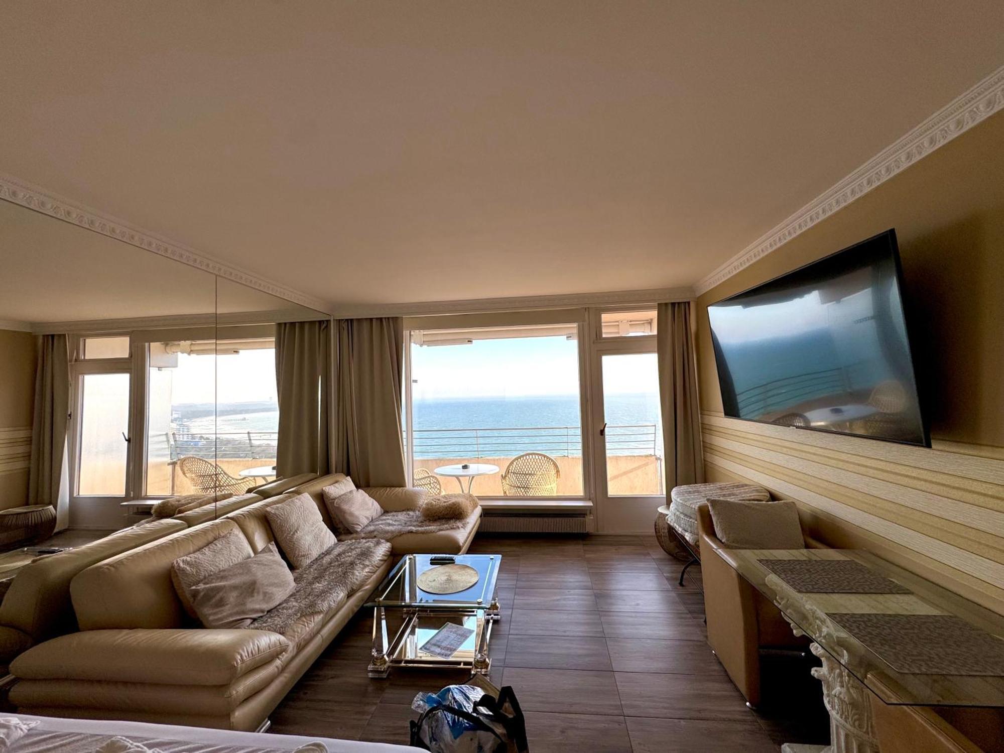 Tiffanys Ferienapartments In Der Privatresidenz Des Plaza Premium Hotel Timmendorfer Strand Extérieur photo